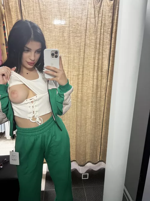 Would you spoil someone like me? by Ayyyo_emma