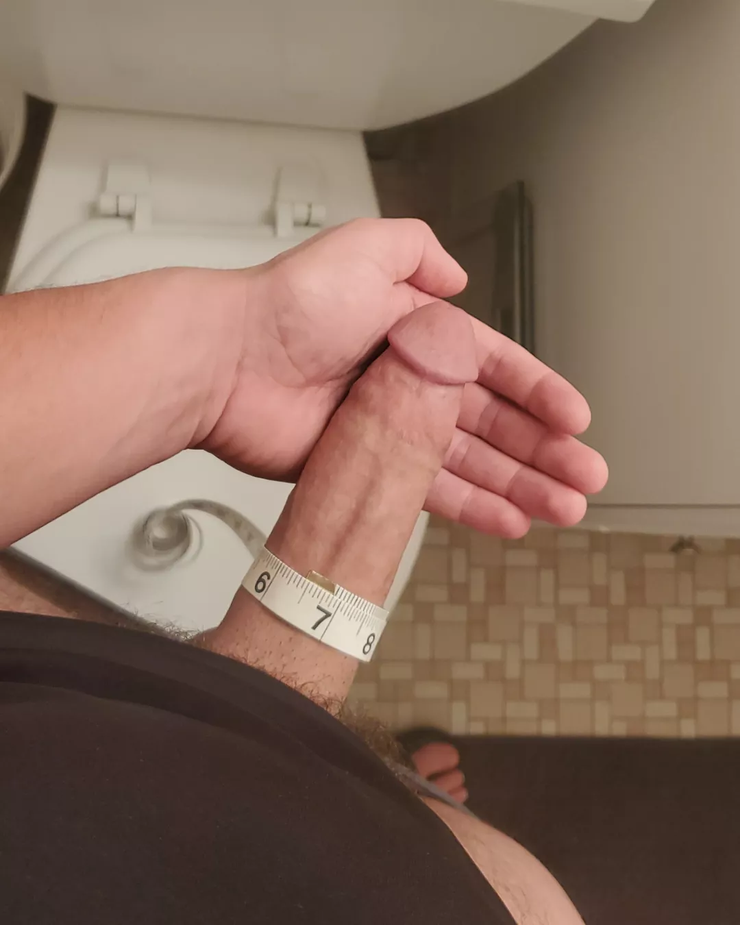 [25] Doubt Anyone's Thicker  posted by notshyguy24