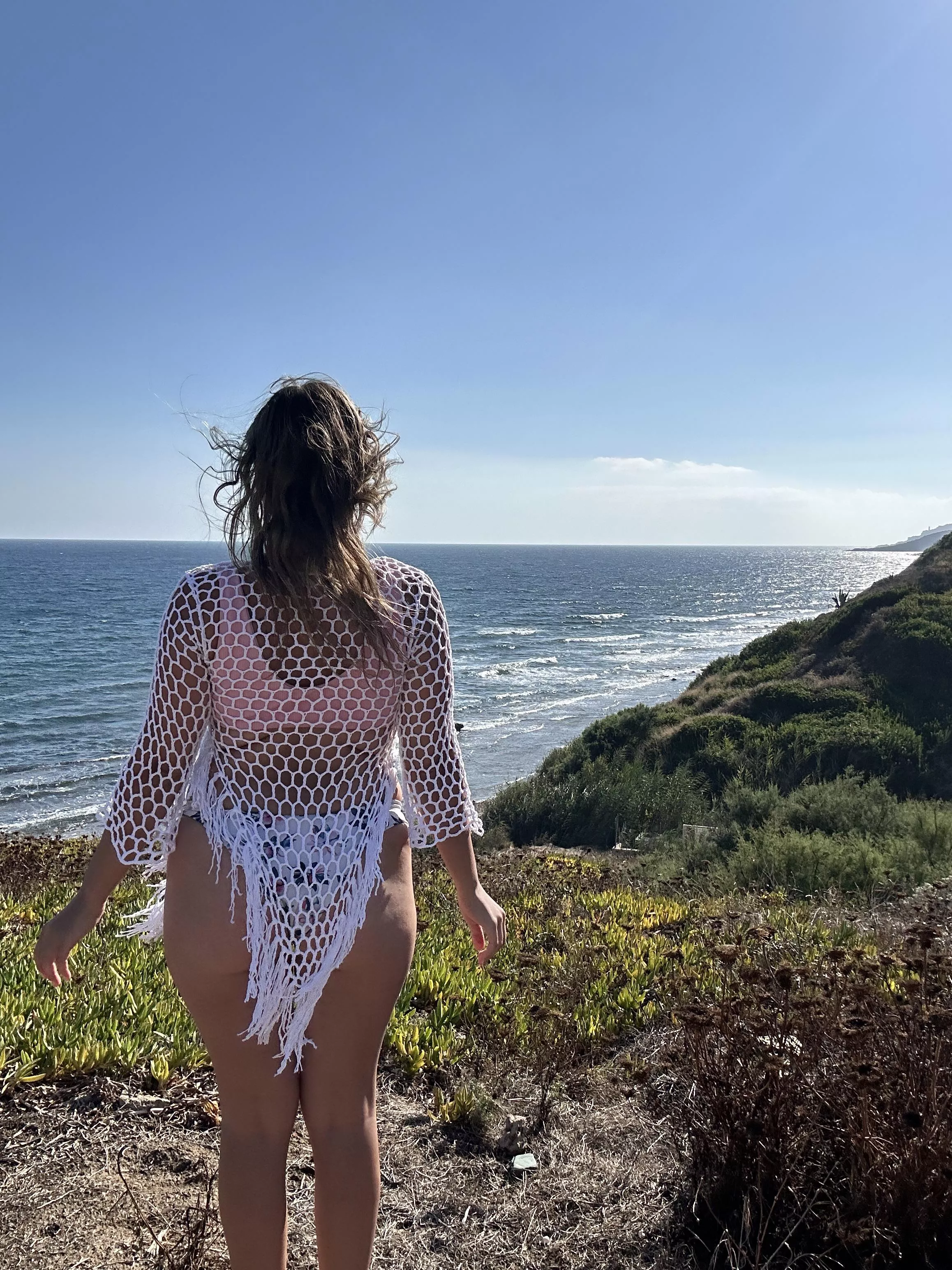 Anytime Anywhere [OC] posted by reginamarina01