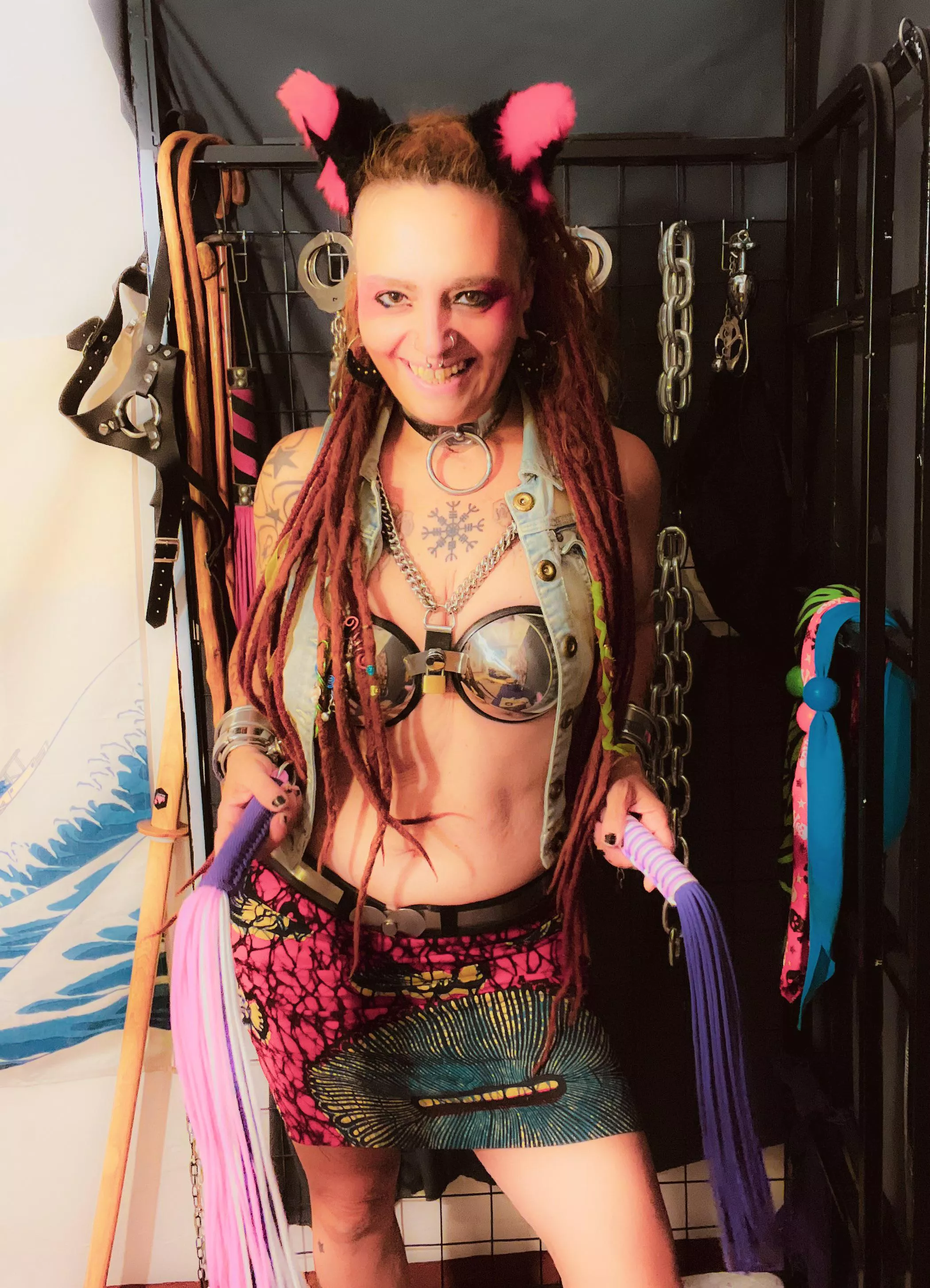 Belt, bra… and playful mode posted by MissNekotied