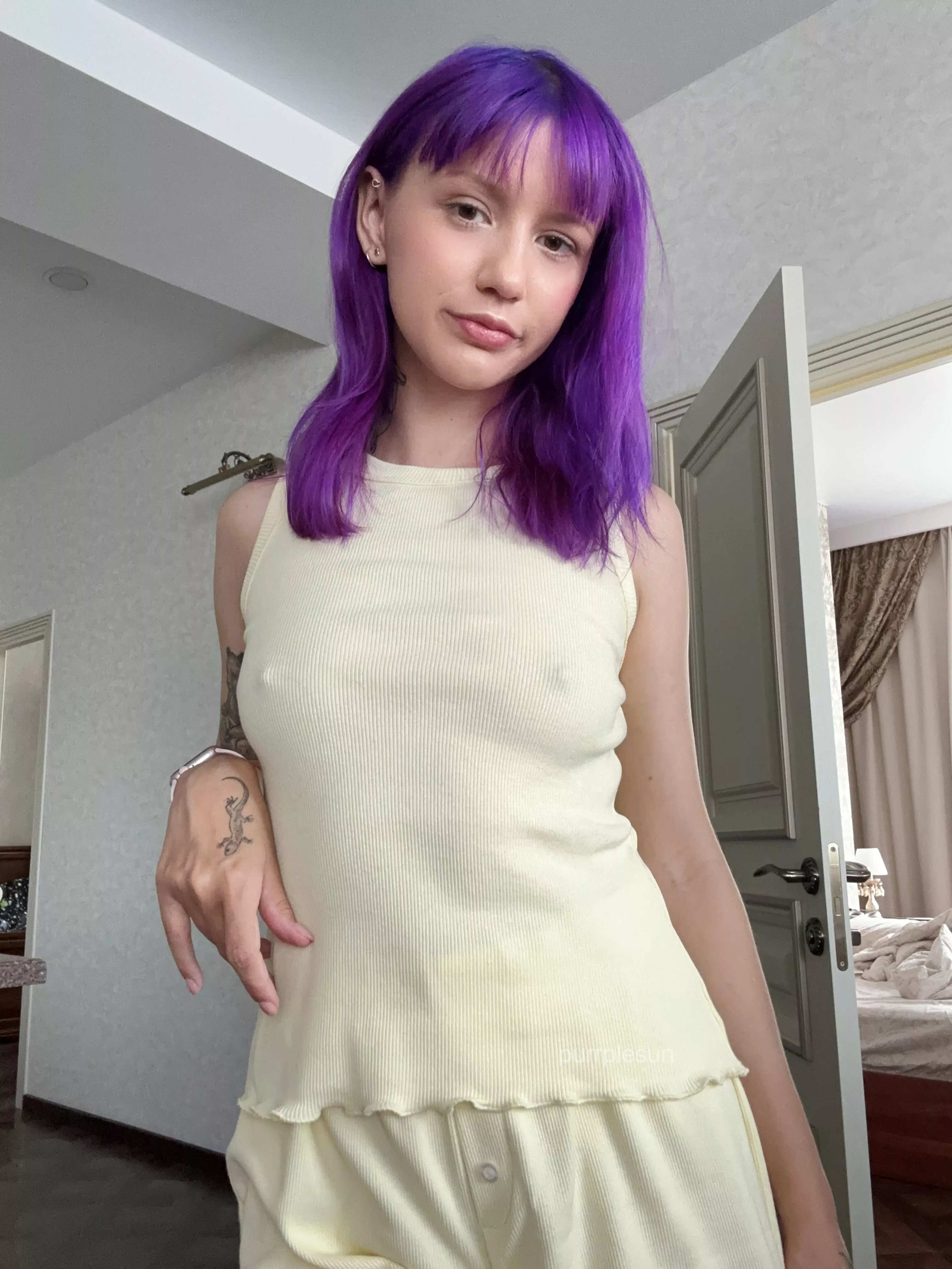 braless = wonderful day posted by purrplesun