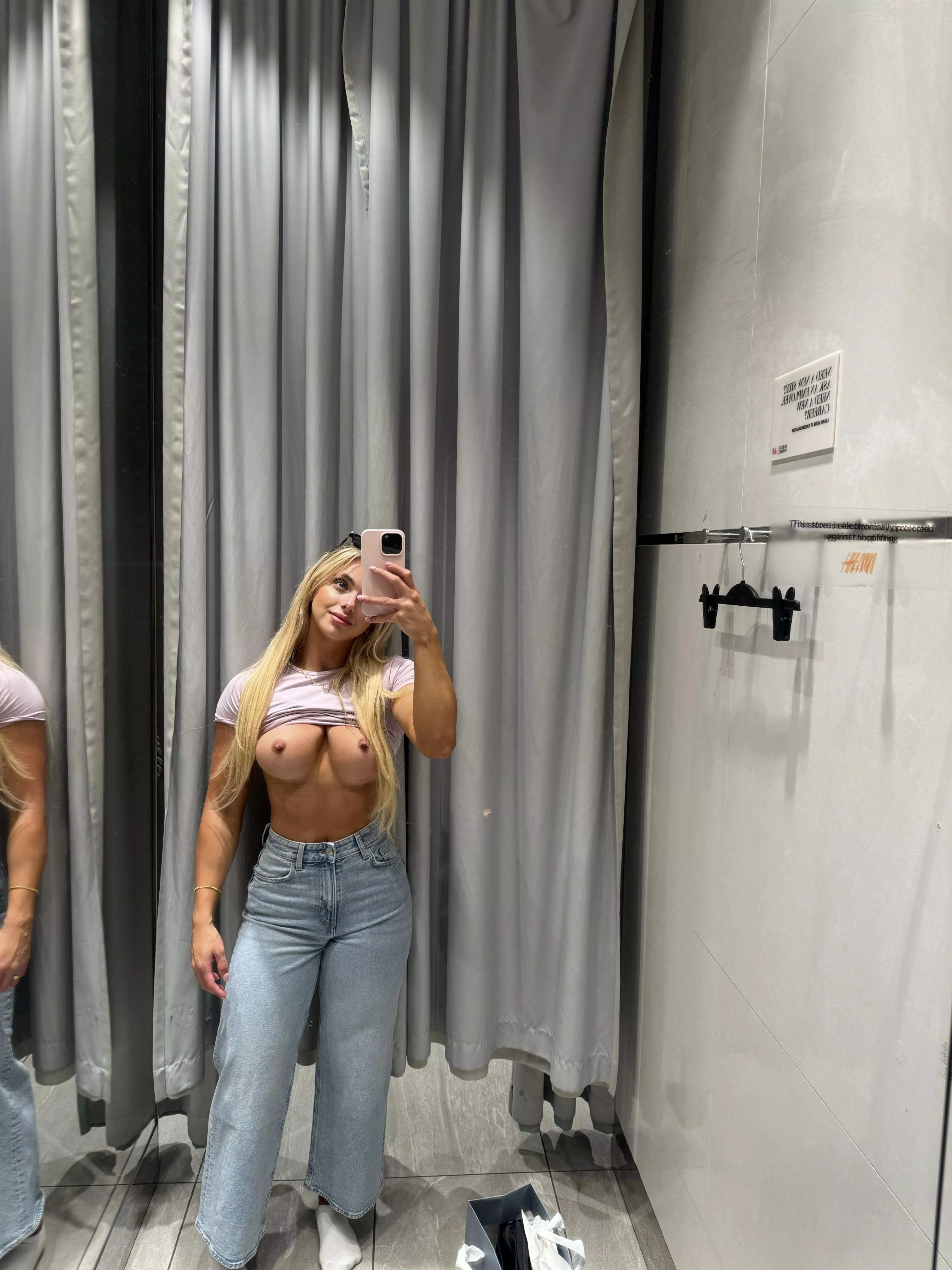 fit blondes are worth a try posted by Jennifer_Hoffman66