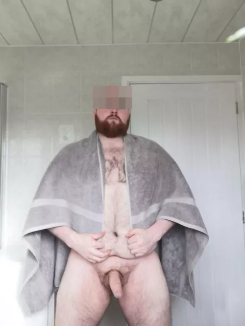 I was feeling strong this morning  by Grizzly-Red-Beard