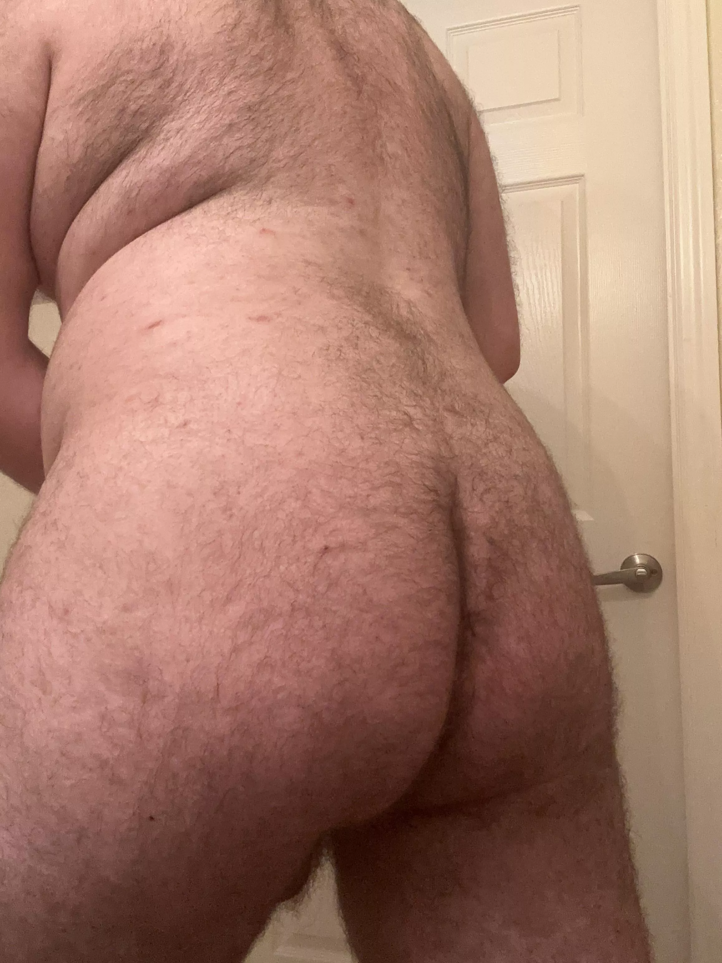 Kinda need someone to breed me tonight  posted by hollyveryjolly