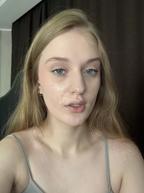 My face is so young because of the cum by cuteebow