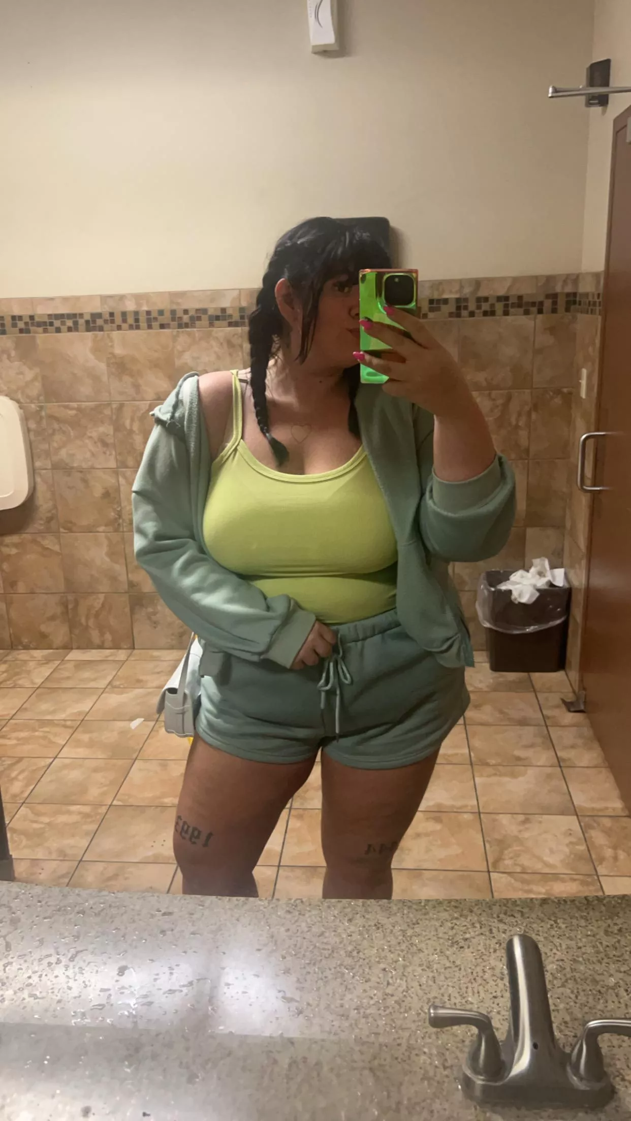 my road trip outfit... the truckers were def staring.  posted by missxsinx