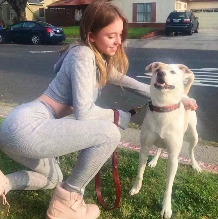 Sydney Sweeney and her dog. posted by mediocrePinoy