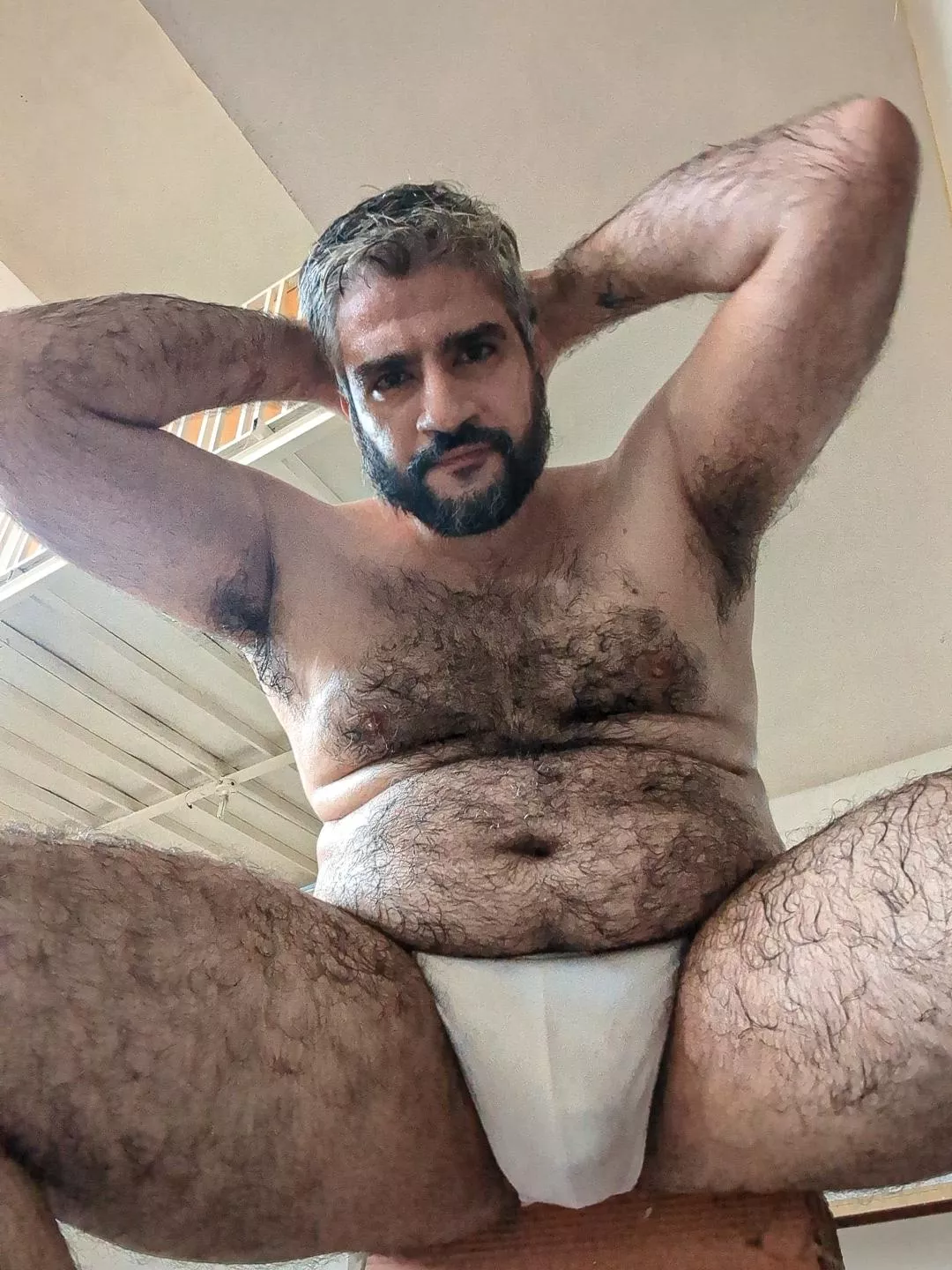 Who's a stinky diver? posted by ArabianBara