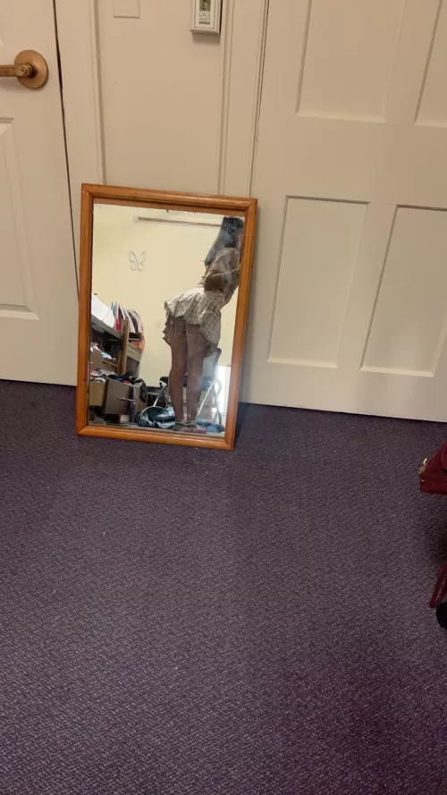 [19]5’1 bottom twitter: Leo_kicks20 ( check out my twitter for my snap) look in profile  by Leo_kicks