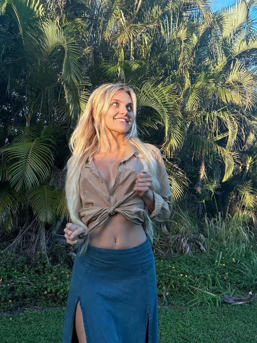 Cute or classy? by Primary_Beach_6875