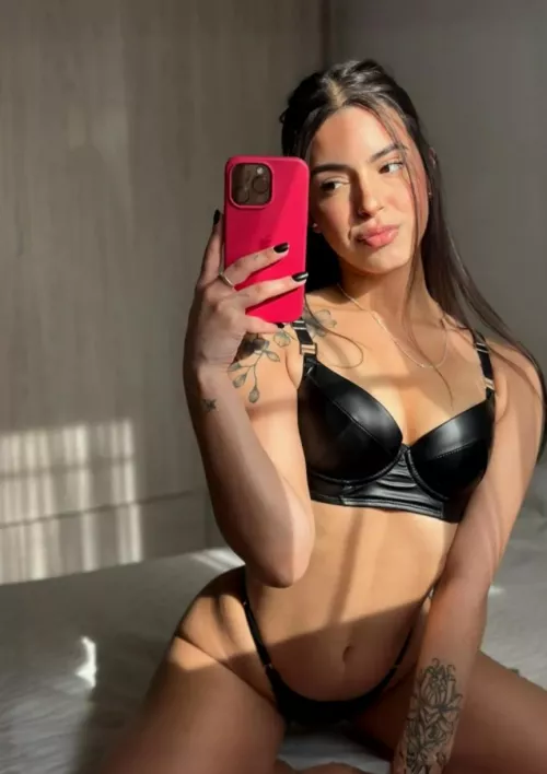 Do you think being a little awkward makes things more interesting? by Thalesp