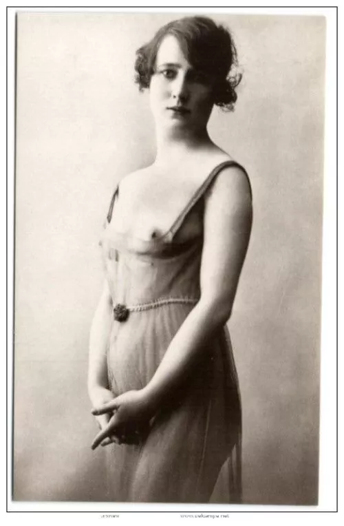 French studio nude by East_Side_Kink