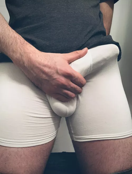 I guess my underwear doesn't hide much by Jonsi86