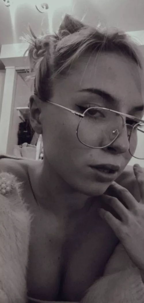 I’ll give you something to think about long after tonight by AlexaxParker