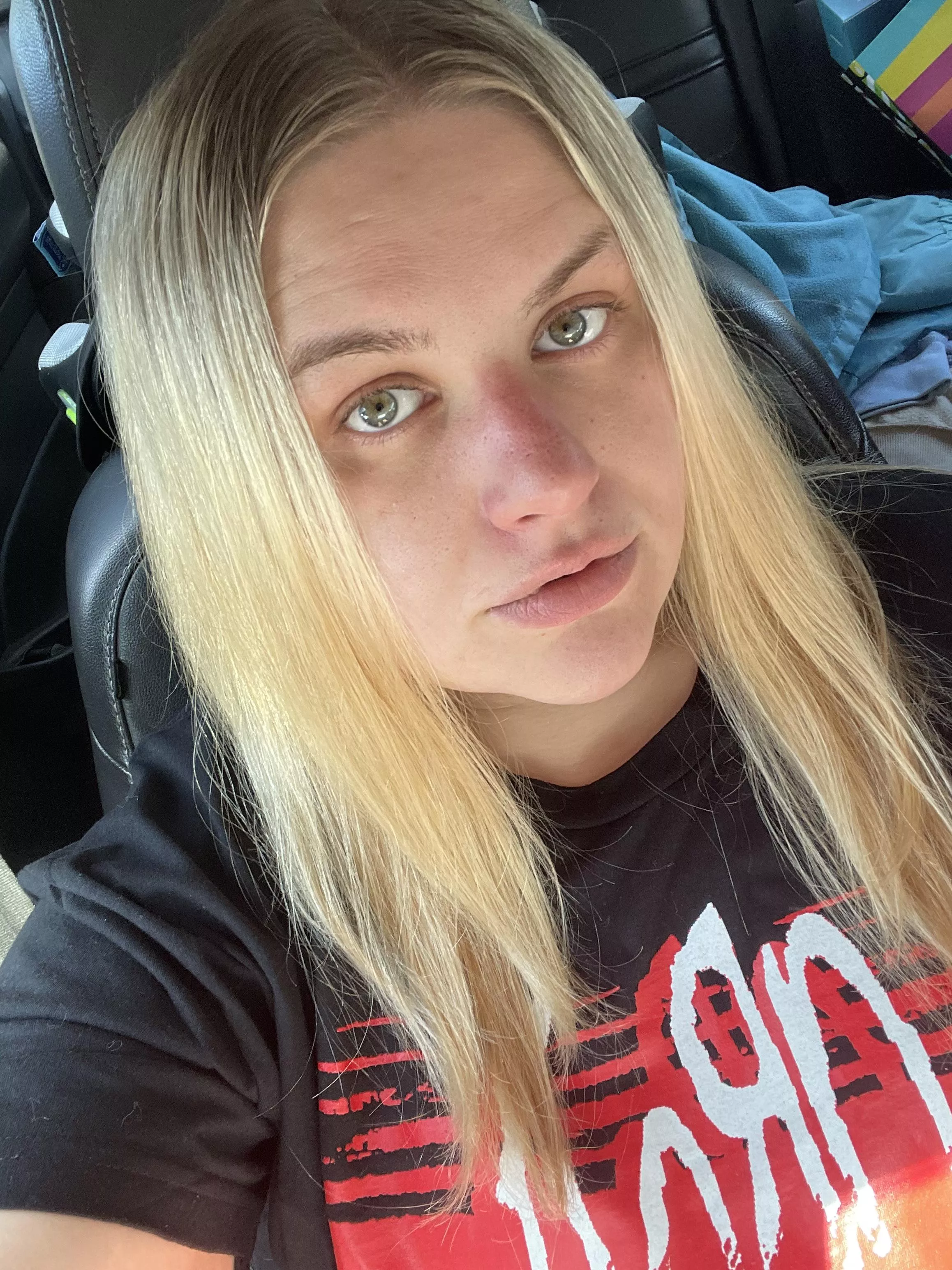 Is no makeup a thing on here?  posted by piscesshamrock