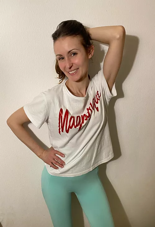 It's impossible not to like this color. by Viki_soul