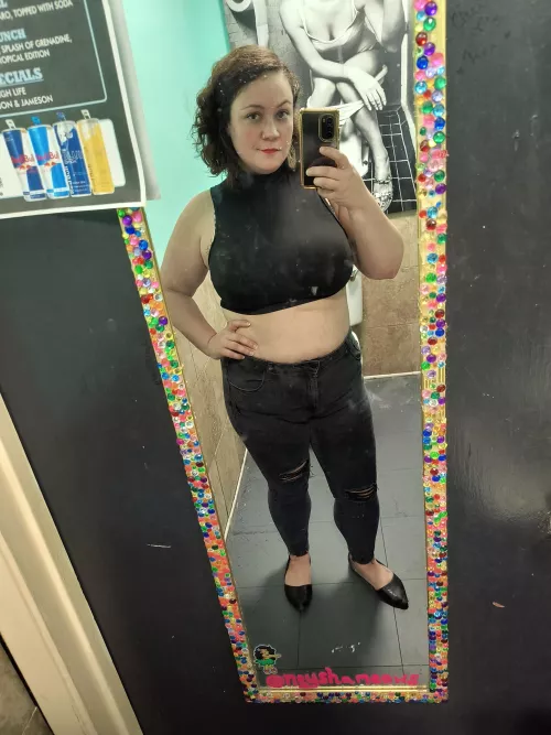 Letting my goth personality take over tonight  by CocoGrayxxx