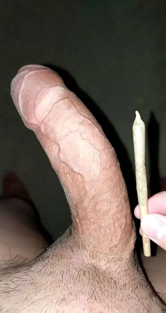 [M] Time to relax after a long day posted by yoletspm55