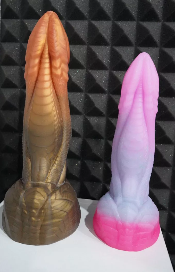 Medium and Large orochi :3 posted by SWATrik