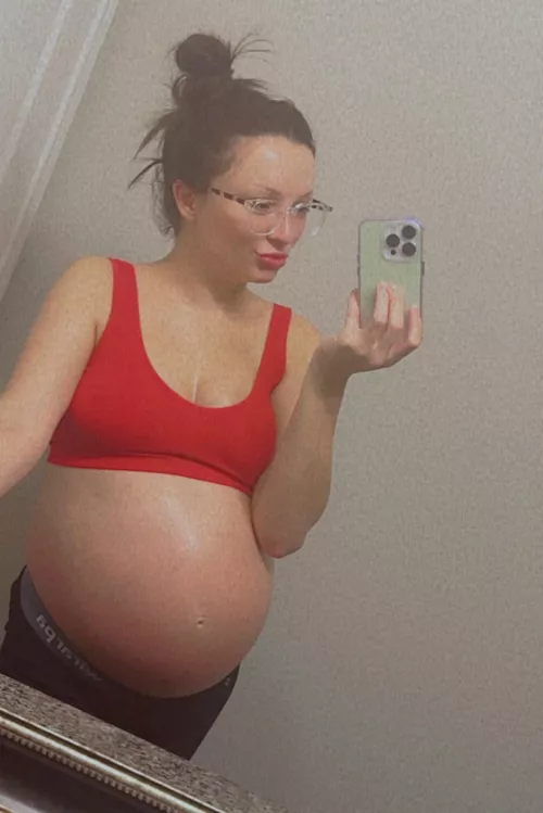 So horny👅 by BreathStunning4769