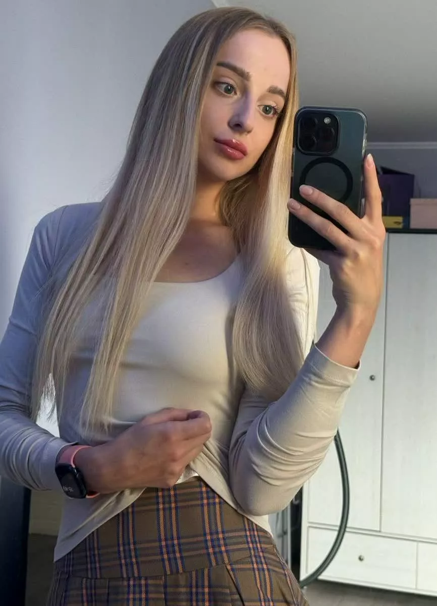 Straight hair is super classy don't you think? posted by CuddlyPeachy