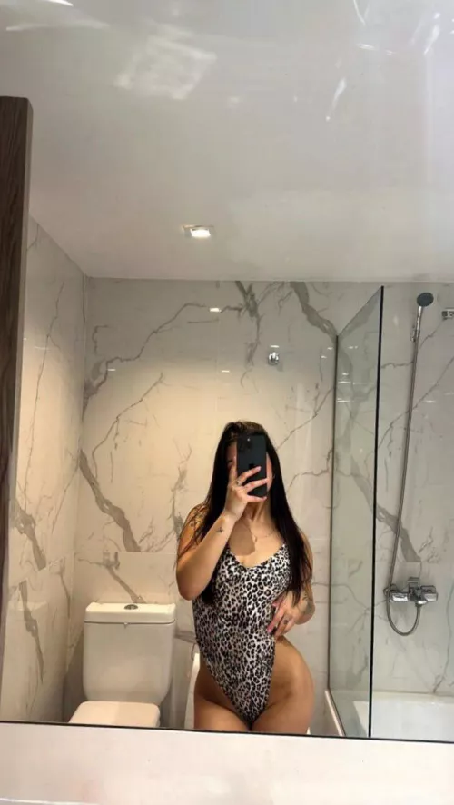 turned 18 but still can't find a boyfriend :( by MrCleansBleach