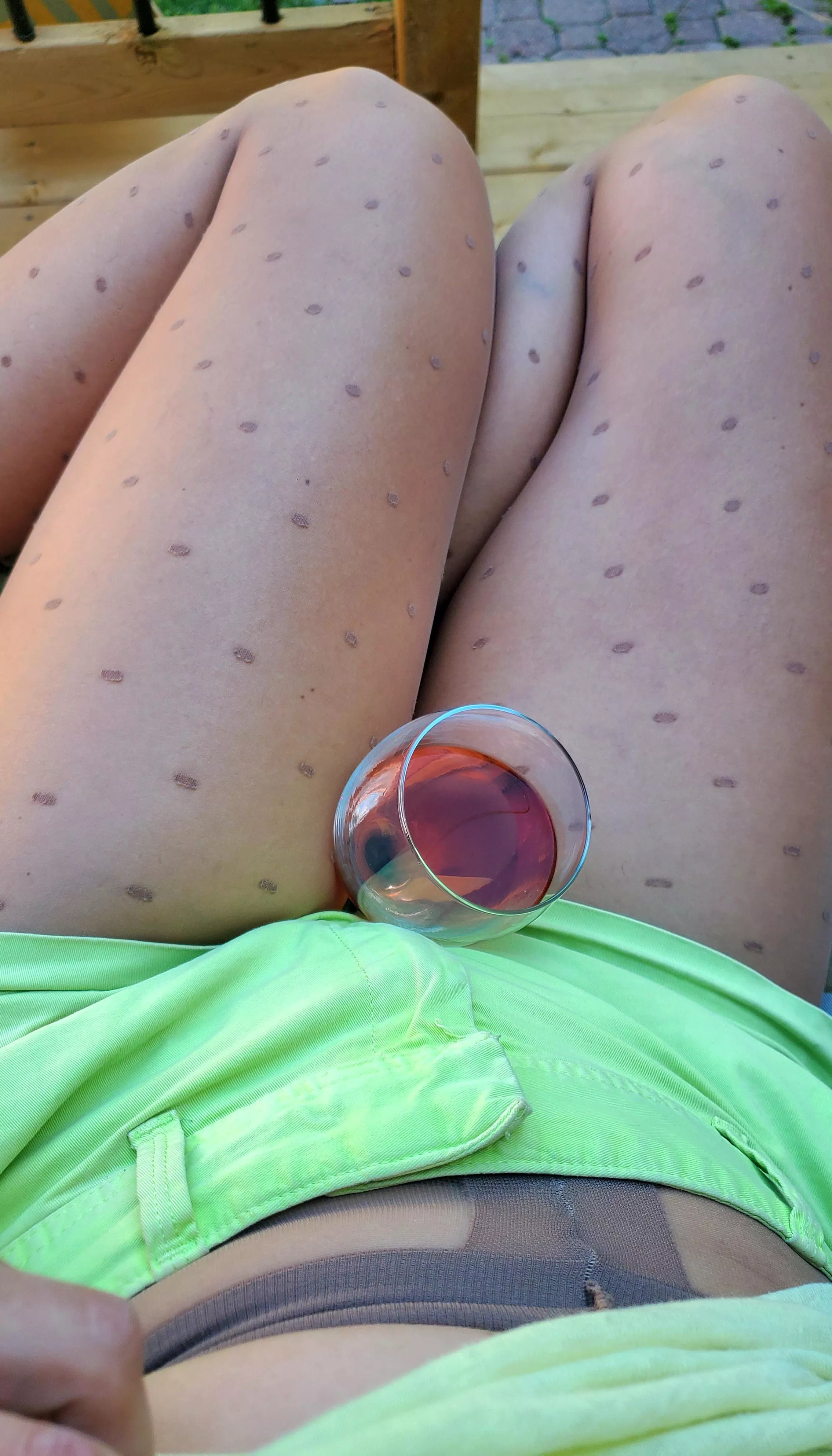 Who wants to drink from my glass posted by popruzhinka