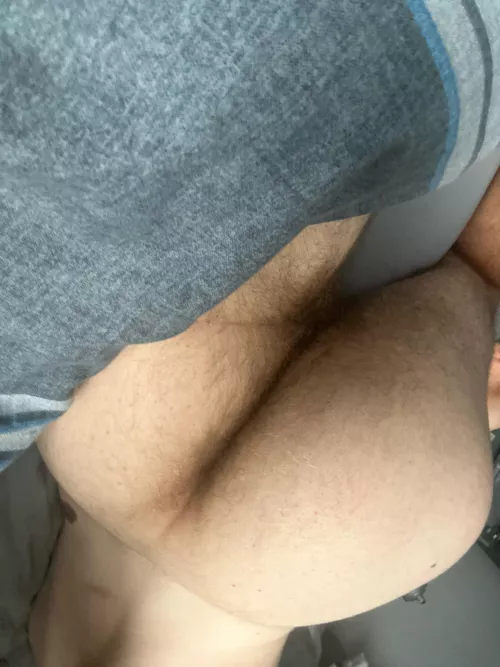 Woke up naked wish someone was next to me 😉👀 by Hornyfun203