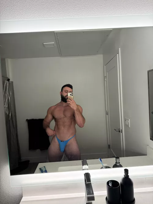 You saw the back…now the front😌 by Mightbesterling