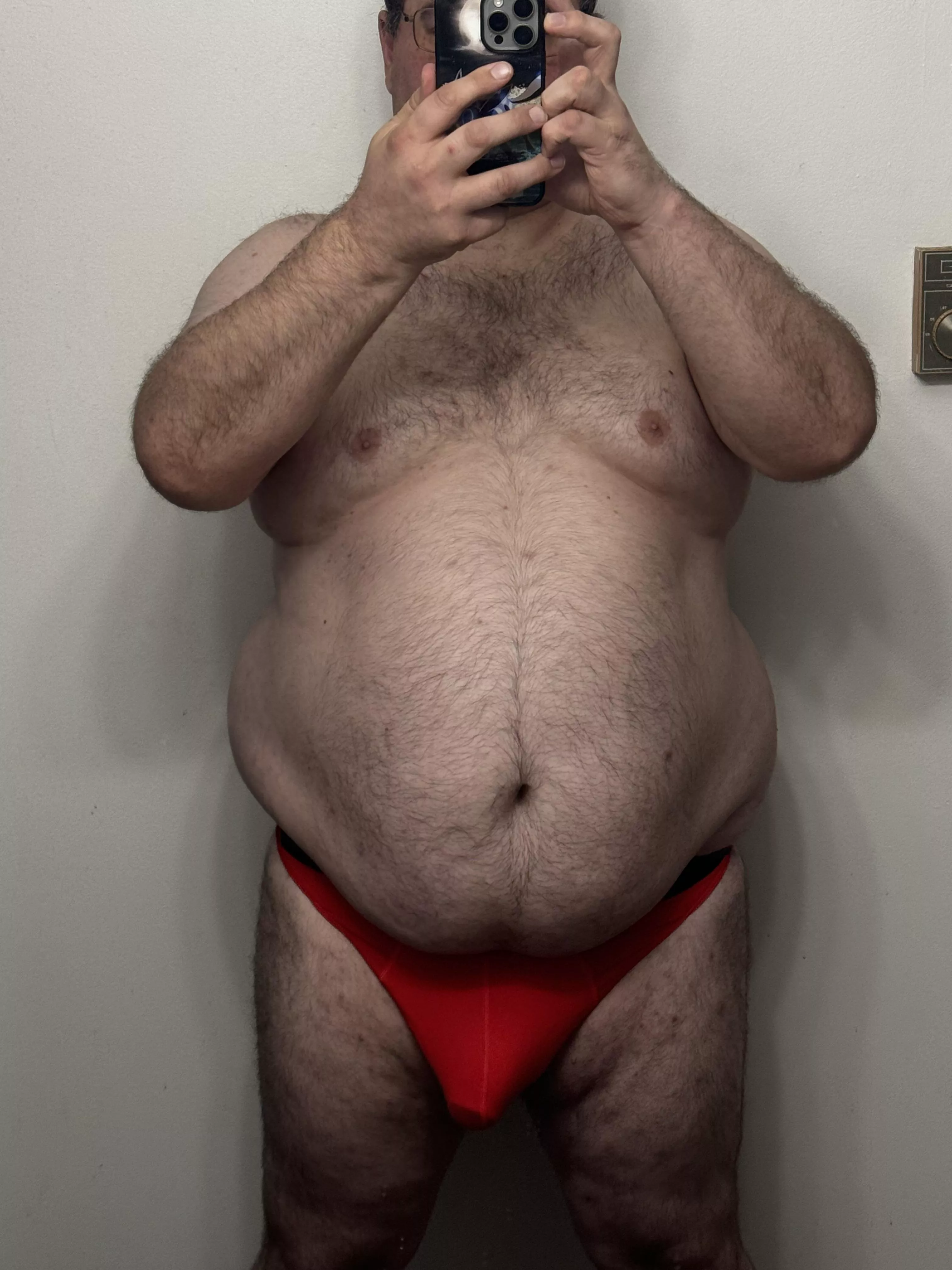 42 [M4F] #WI Got so much love from this sub yesterday after I posted and stated I don’t feel attractive or desirable. Thank you everyone! Here’s a pic just for this sub! posted by ChubbyCheesehead