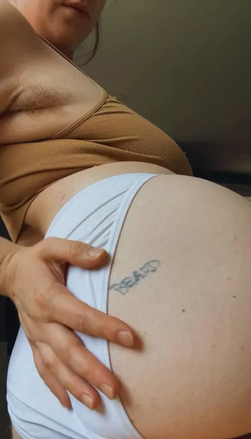 I need a big beard between these cheeks.. by queensolitaire_