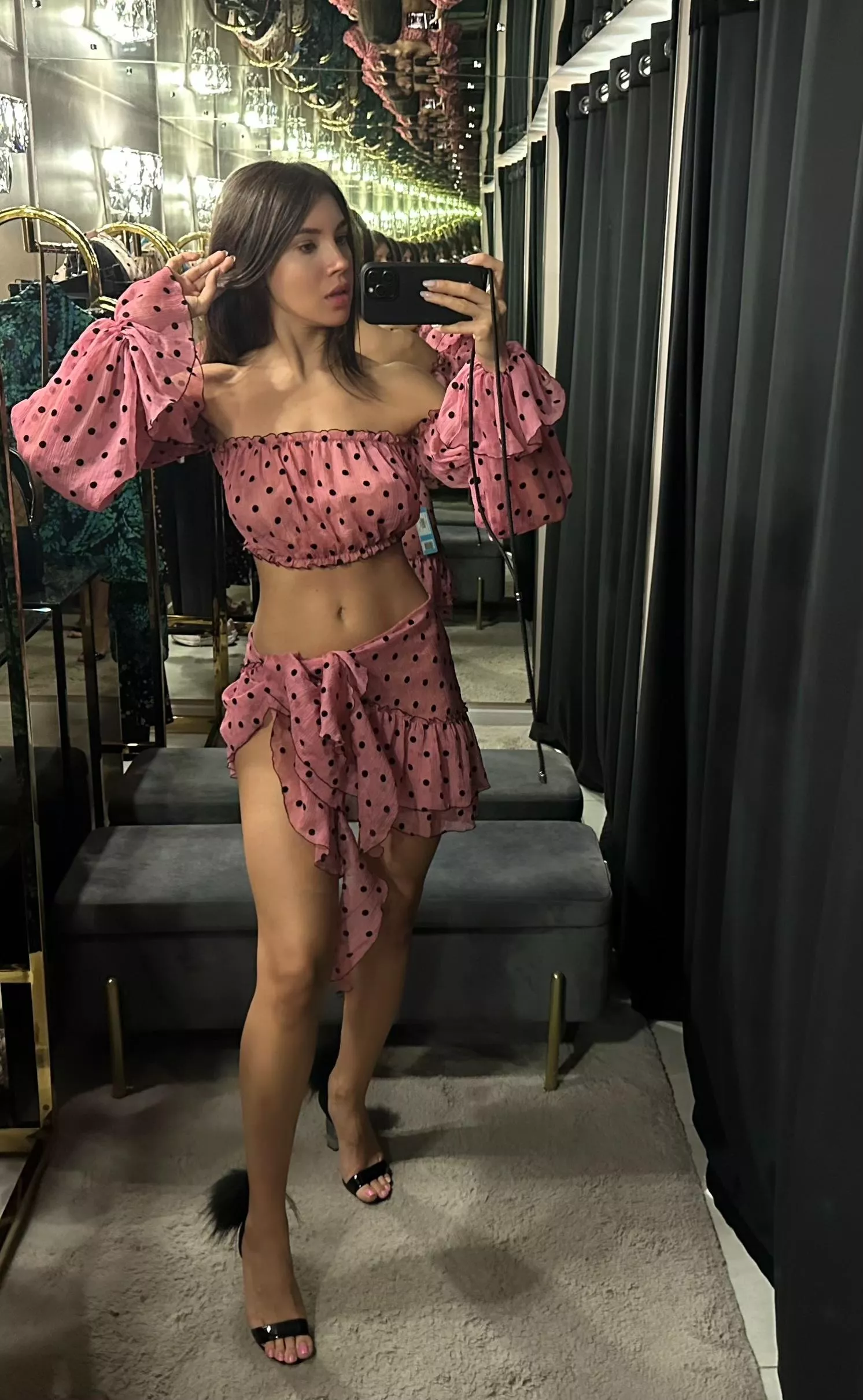 It seems that no one likes this dress posted by foreverbabbyy