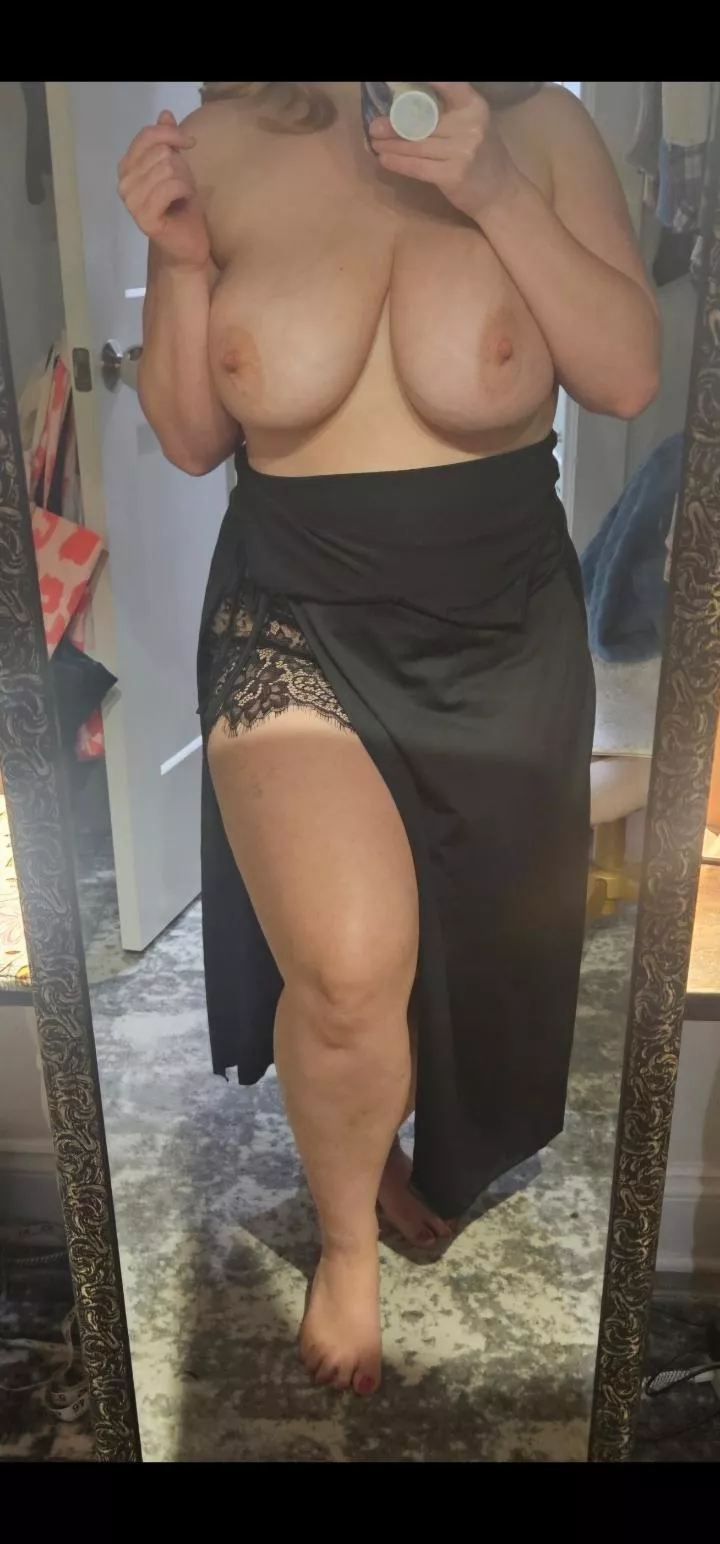 New nighties mean new selfies  posted by A_Bad_1dea