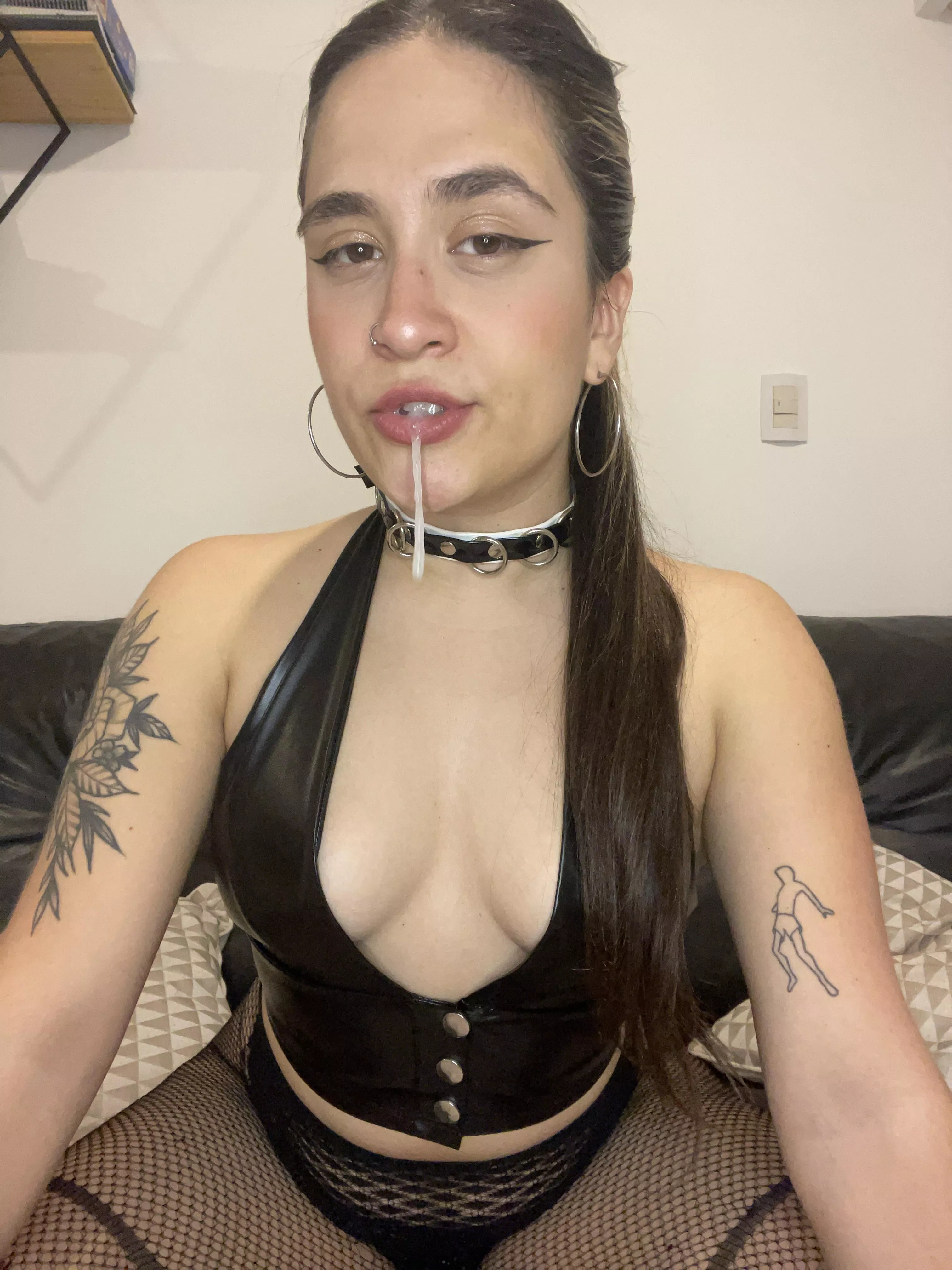 Only a kinky boy like u likes to see his lady doing it sloppy posted by madame_candy