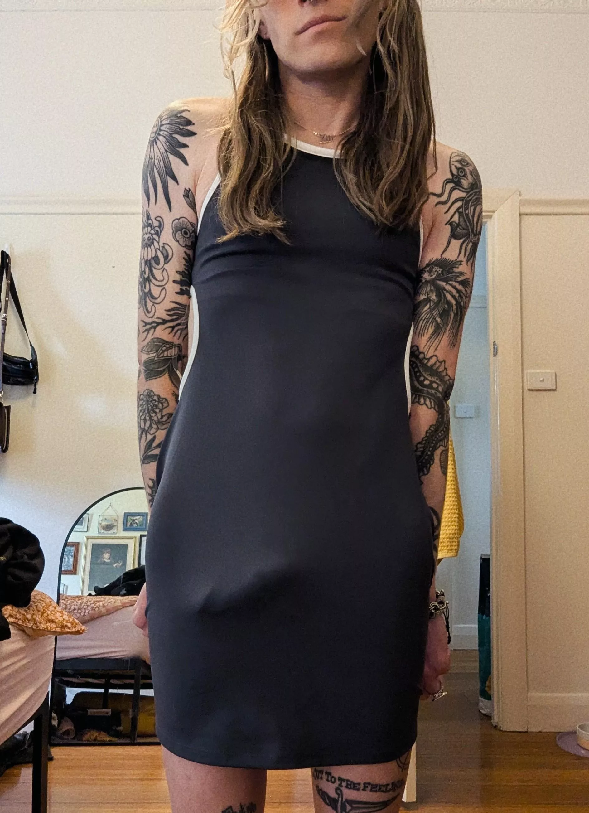 whatcha staring at? posted by nothingbutjizz