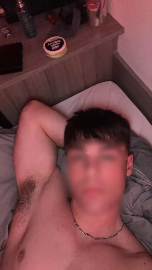 19 years old🤷 sniff them by Public-Solid8226