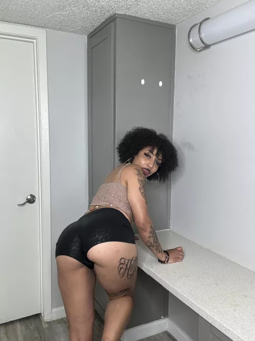 Are you coming to get me? by AyanaWinkler