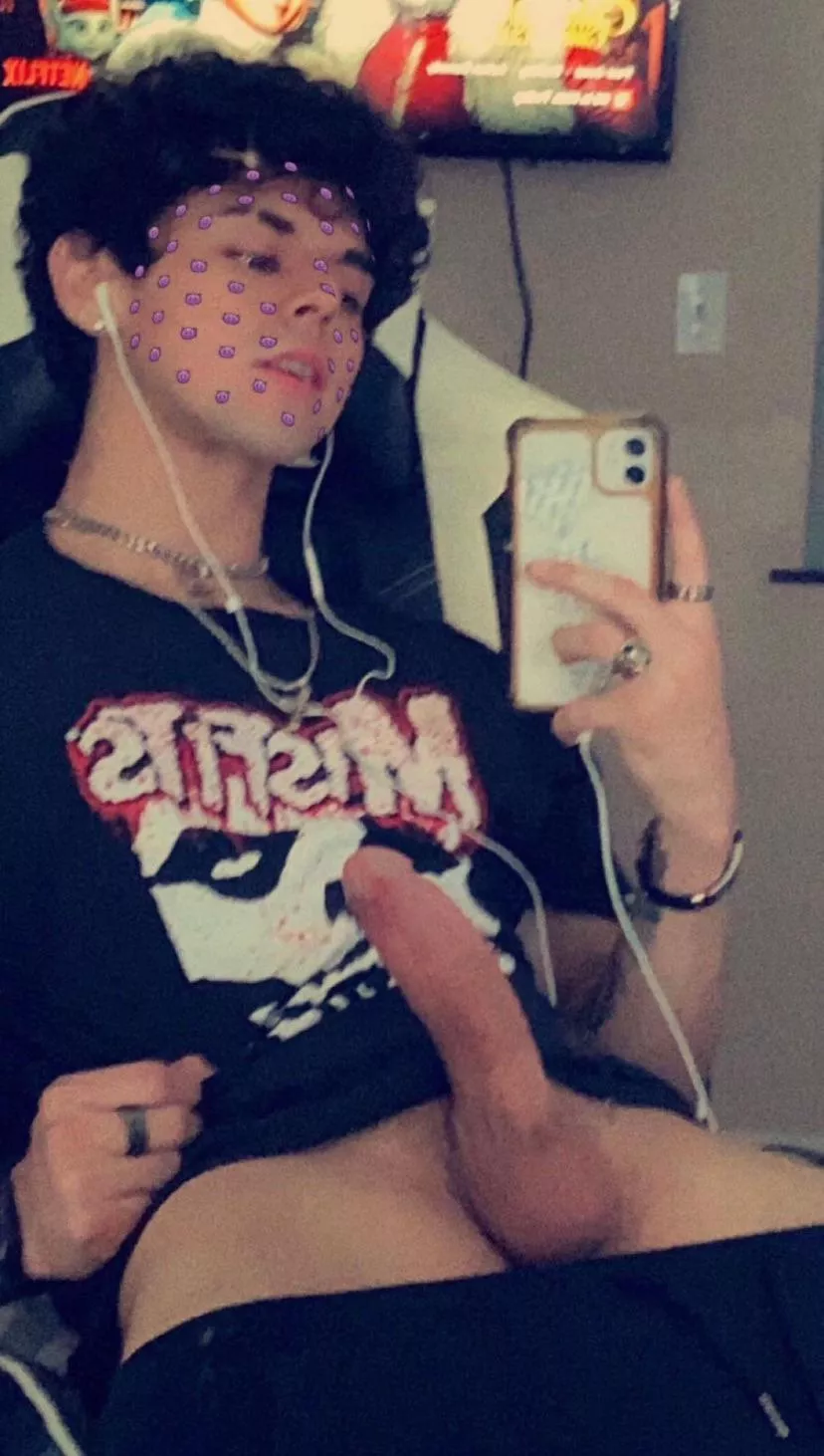 Could you take all 8 inches? (18) posted by literallyangeldust