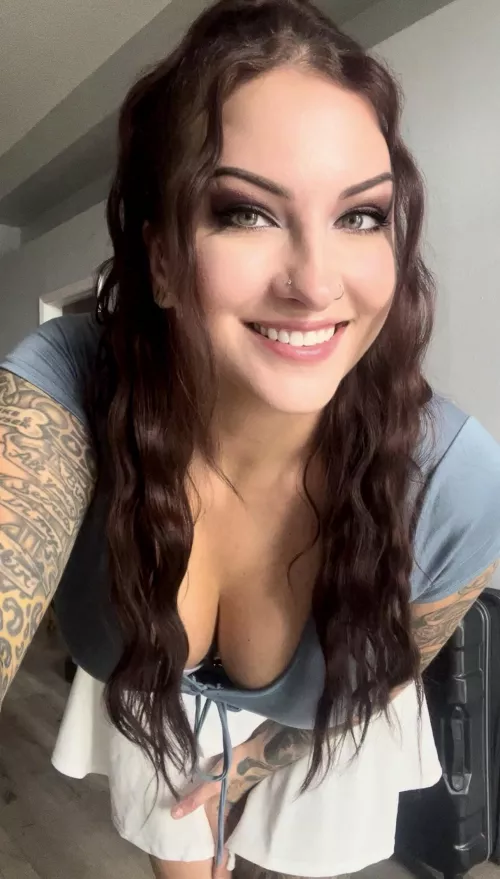 Do you like the view when I bend over? by KinkyCurvyKatie