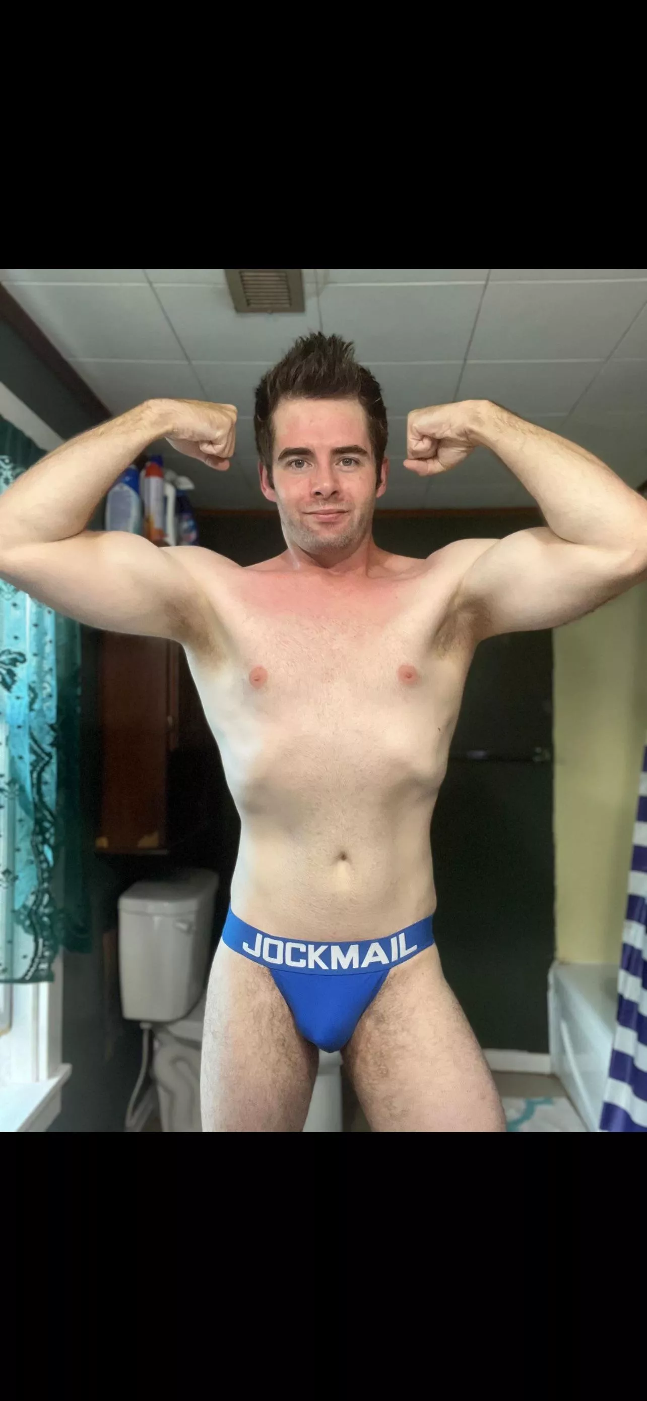 Have a great Sunday ! Old pic much more hairy now hah posted by reckersworld