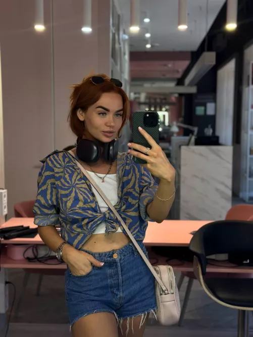 I think I'm getting hotter every day. by camila_cabella