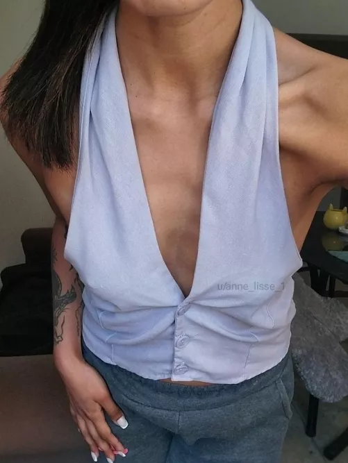 I'm curious to know where your sight went first, would you be able to look beyond?  by anne_lisse_1