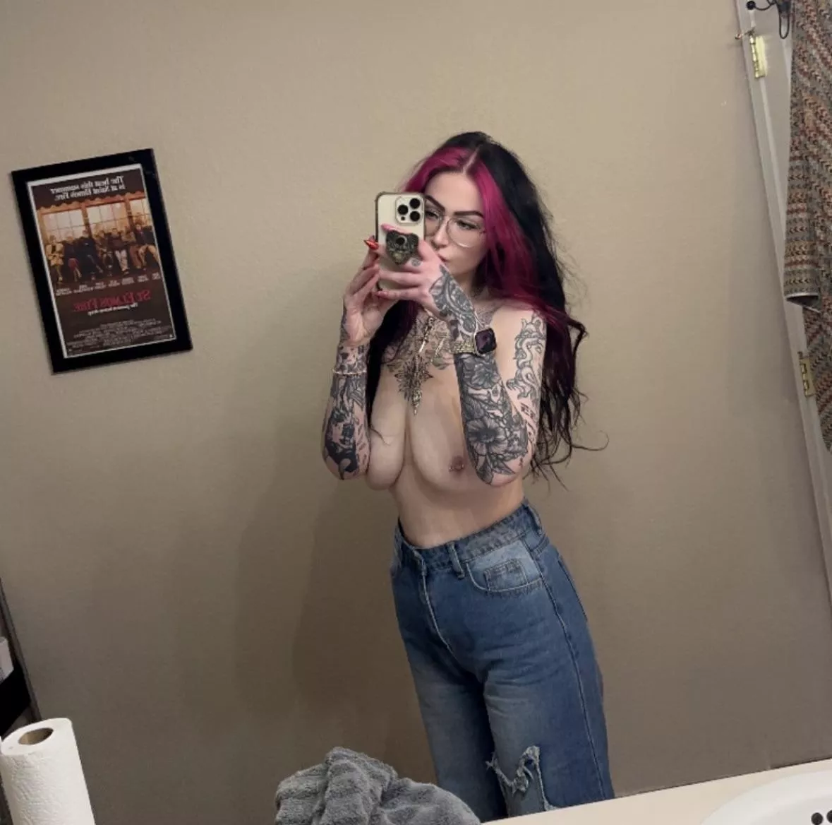 @kingofthecaras posted by Vampirebarbie333