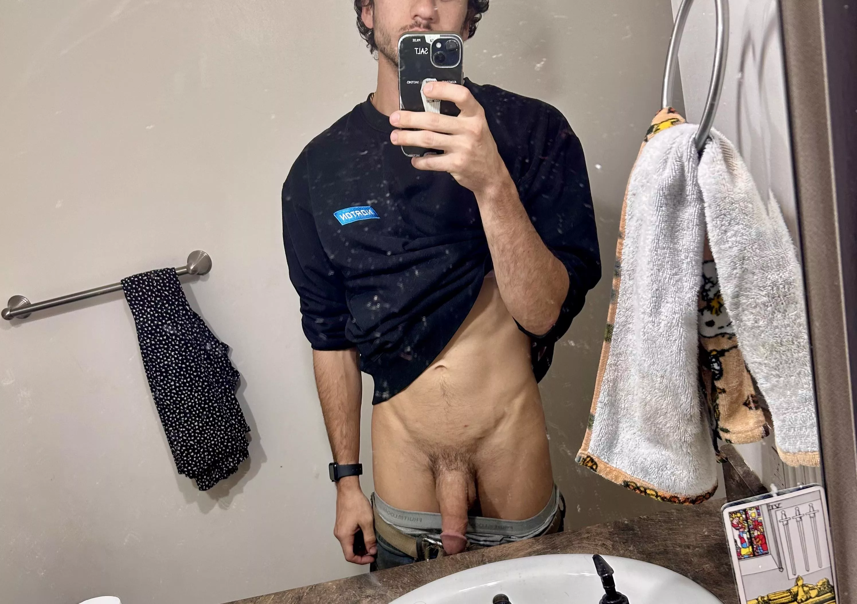 Messy mirror  posted by tymoorexx