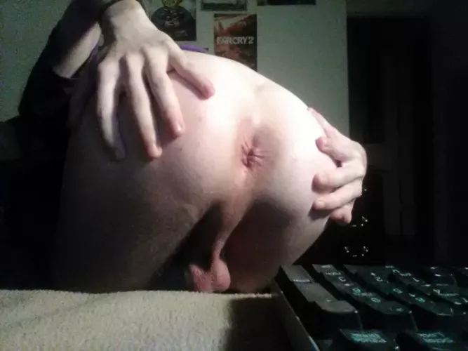 My bussy  by ProfessionalHabit905