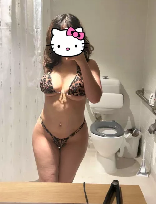 natural bodies are the best right :)  by RadianceZingy