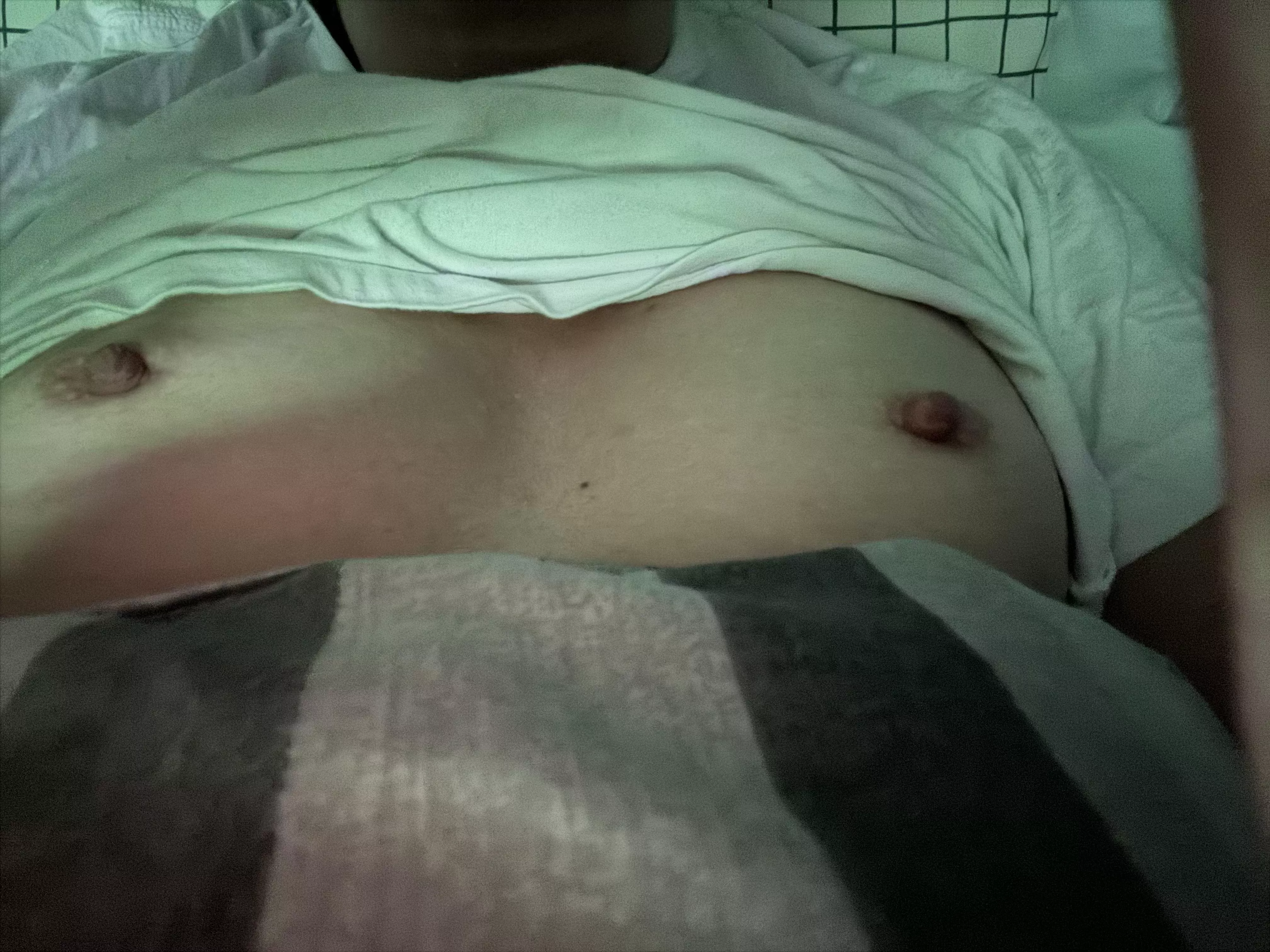 Night time AA cups in bed   F 37 posted by kec086