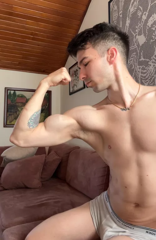 Wanna lick?😛 by Practical-Market2719