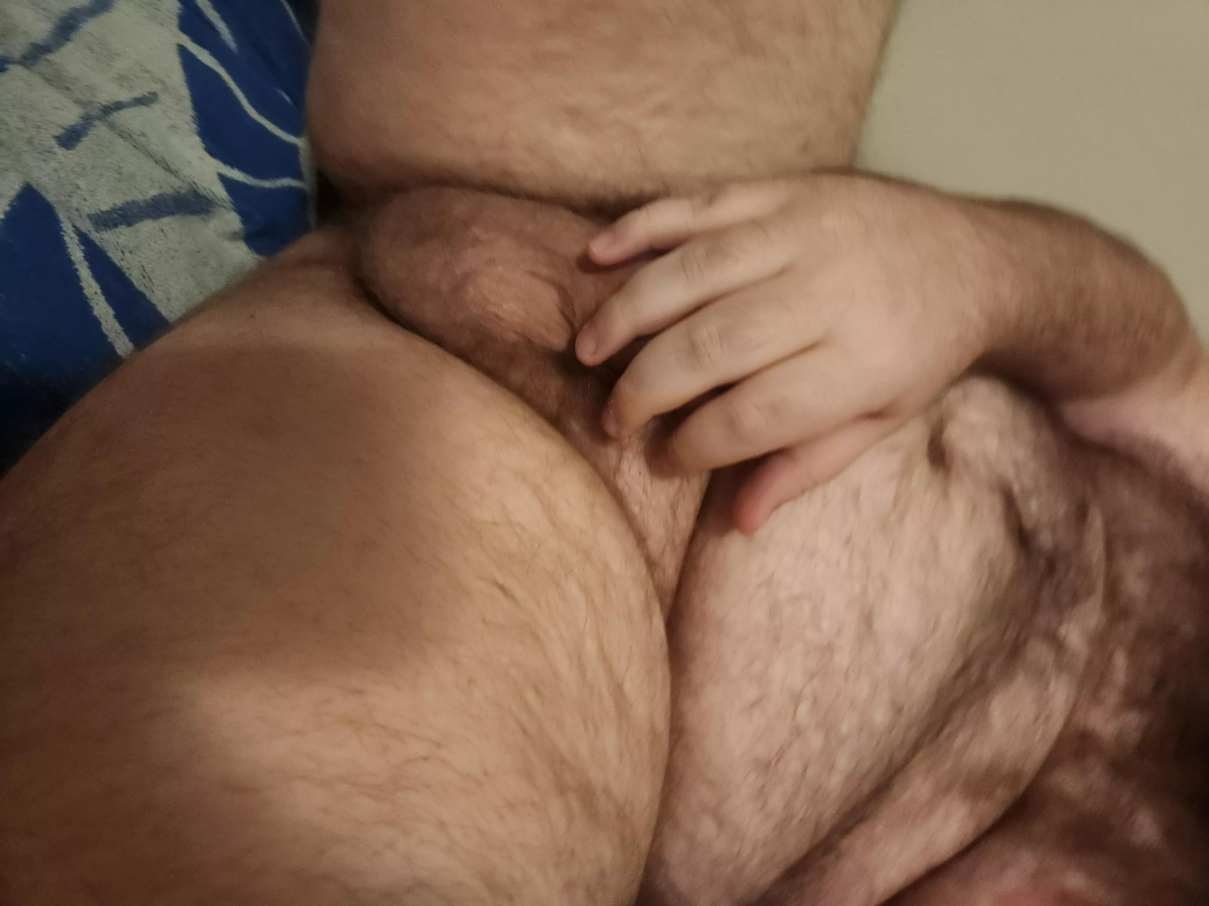 [32] my nuts posted by Foreign_Hall4200