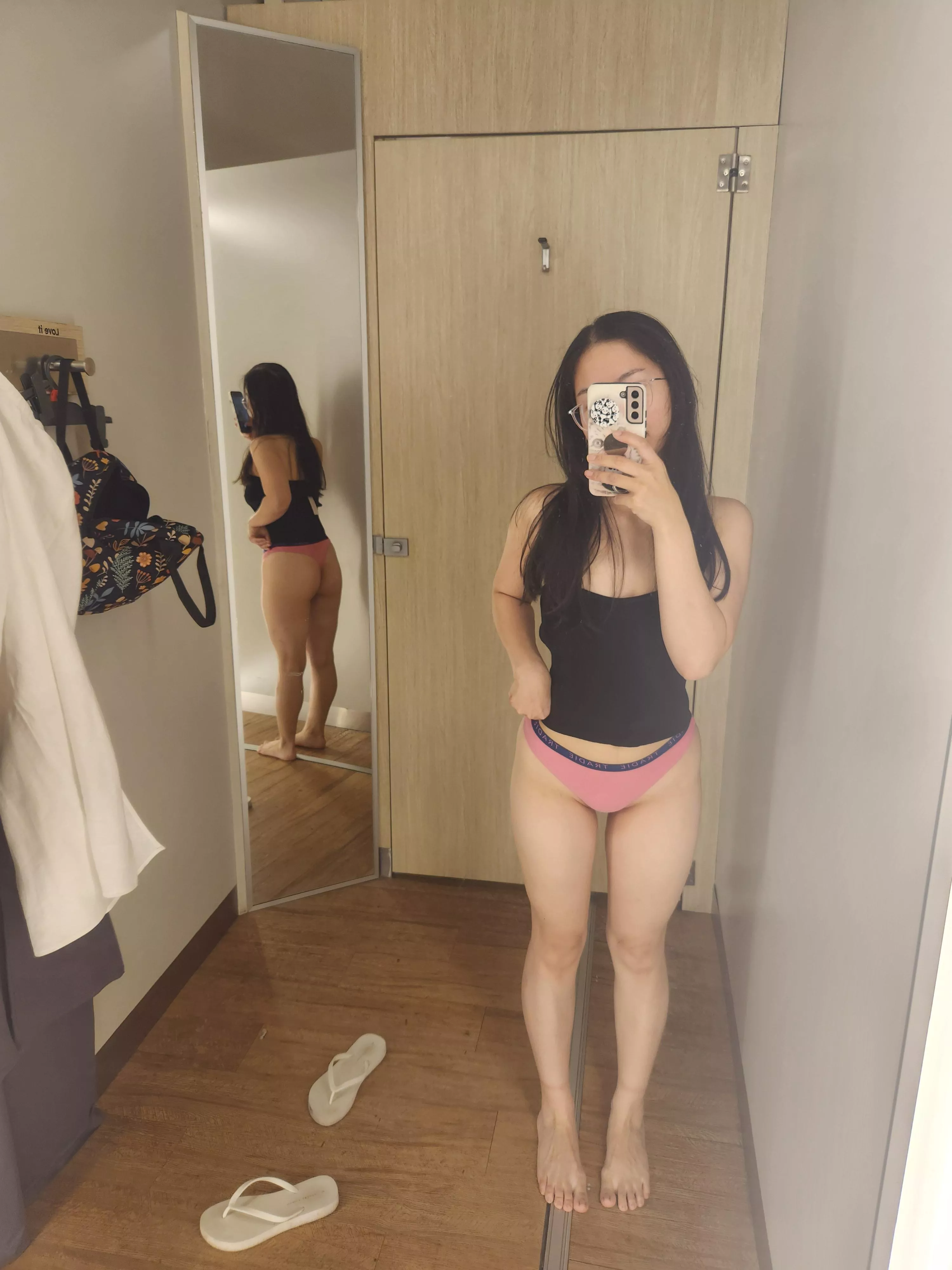 A little milfie for your monday posted by vieravixen